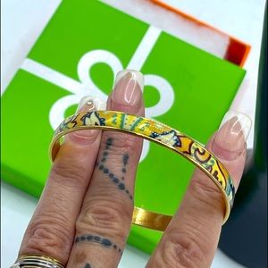 J CREW GOLD AND ENAMEL BANGLE BRACELET MULTI COLOR.